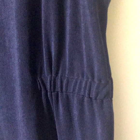 CHICO’S TRAVELERS BLACK ZIPPERED VEST TOP - Picture 5 of 5